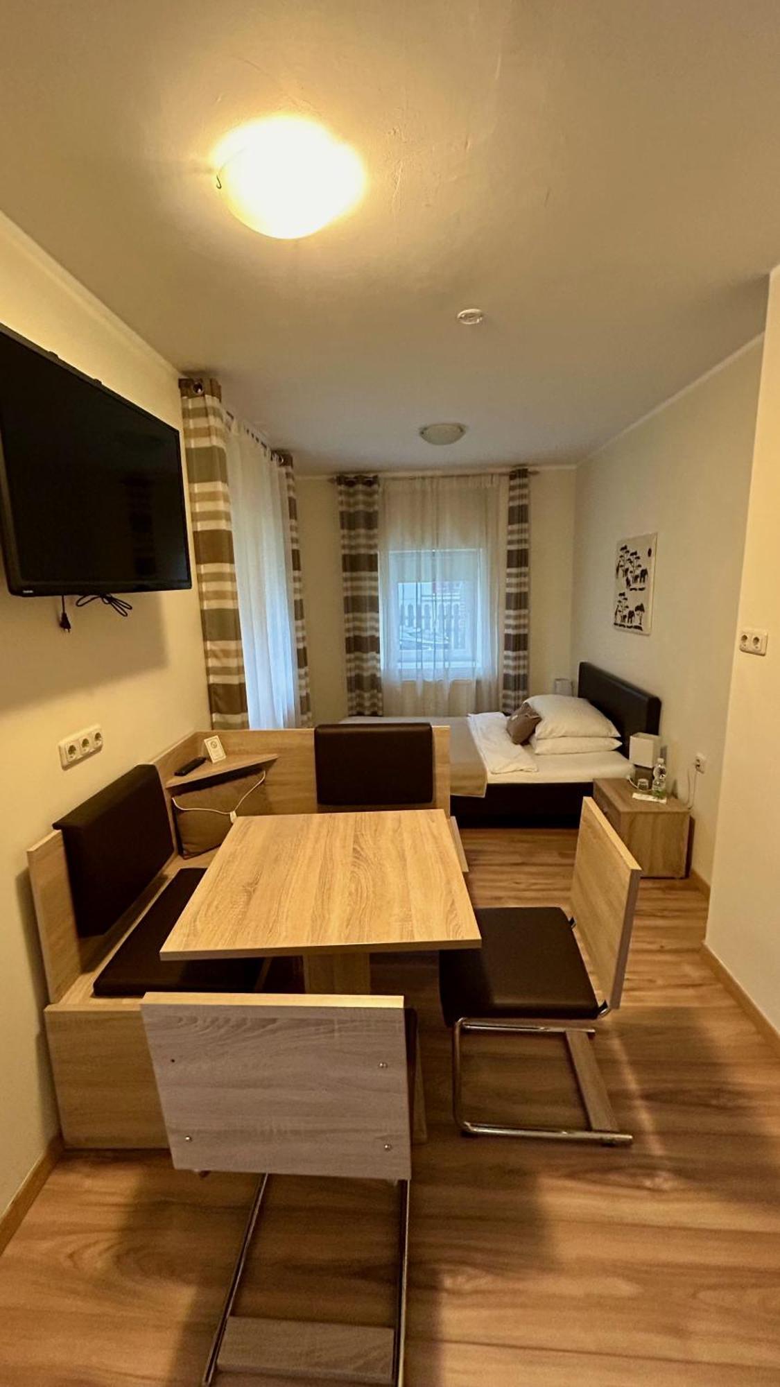 Goesser Bachgasslhof -- Bed And Breakfast -- Apartments Леобен Екстериор снимка