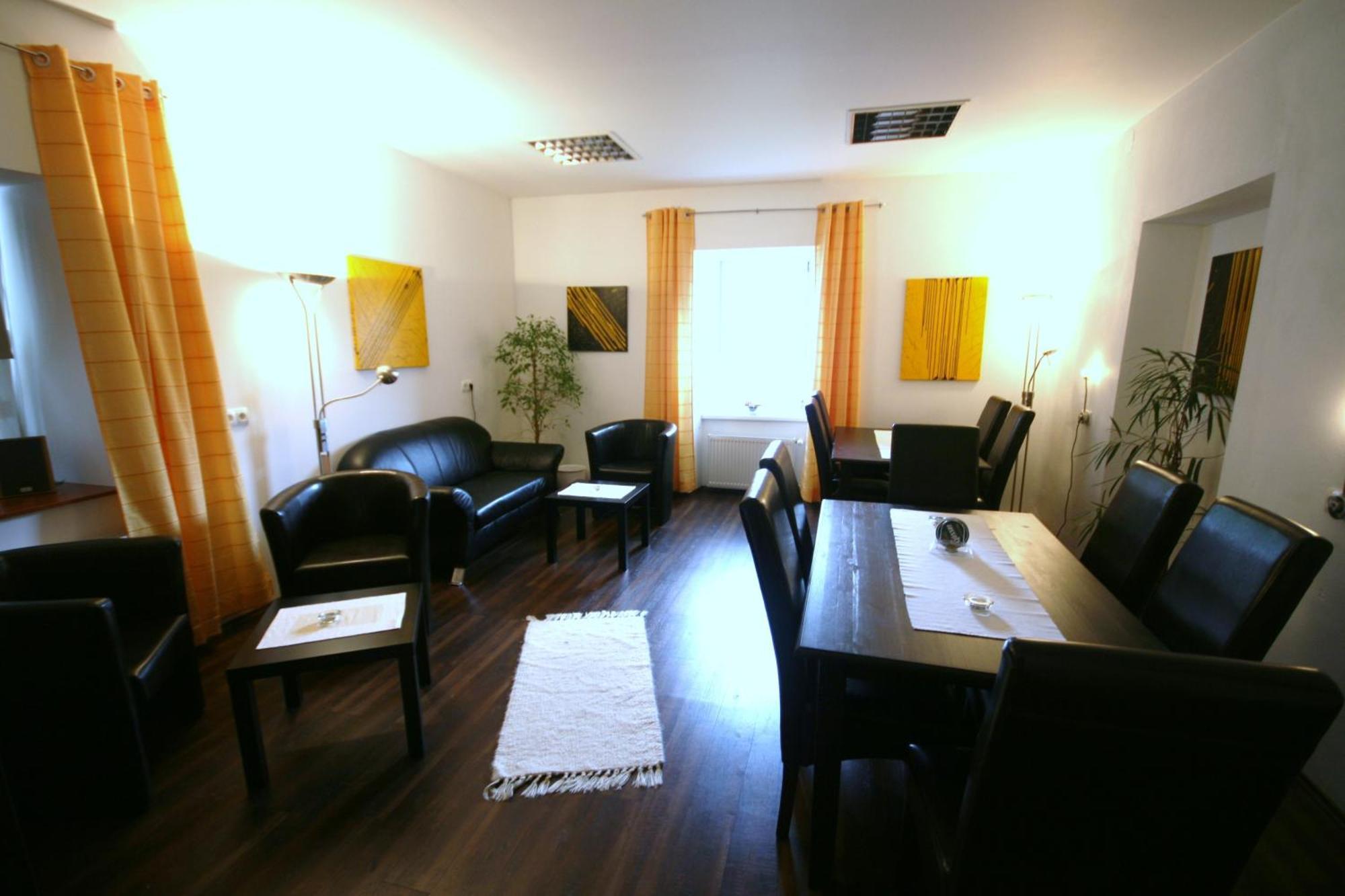Goesser Bachgasslhof -- Bed And Breakfast -- Apartments Леобен Екстериор снимка