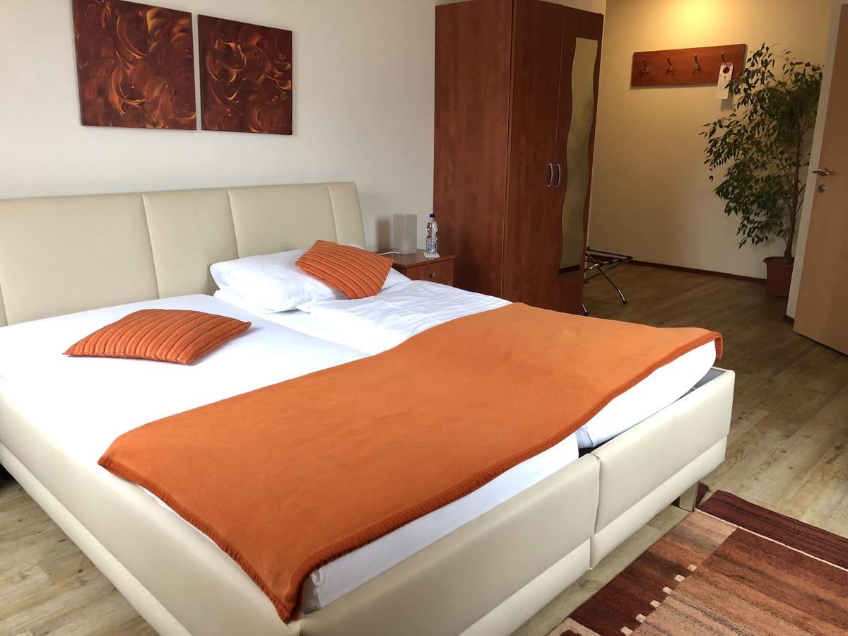 Goesser Bachgasslhof -- Bed And Breakfast -- Apartments Леобен Екстериор снимка